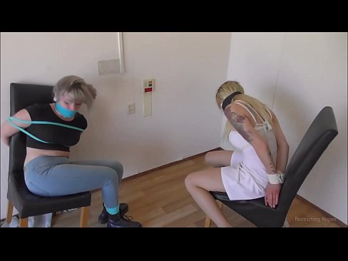 ❤️ Verslaaf / vasgebind en gesnoer / meisie in nood ❤ Superseks by ons ❌